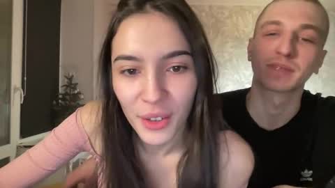 Snapshot of sweetiepipe chatting on 02.02.26 Welcome to our room We are Renata21 and Bogdan 24 online show from 02.02.26