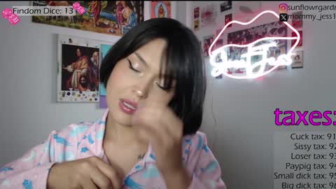 SweetJess online show from 12.31.24