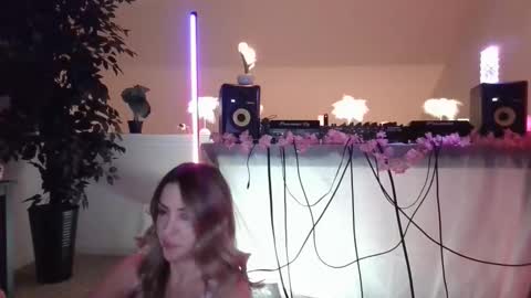 sweetjewlez online show from 11.14.25