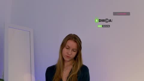 Snapshot of sweetkira1 chatting on 04.27.26 SweetKira1 online show from 04.27.26