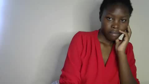 Snapshot of sweetkirrie chatting on 05.01.26 sweetkirrie online show from 05.01.26