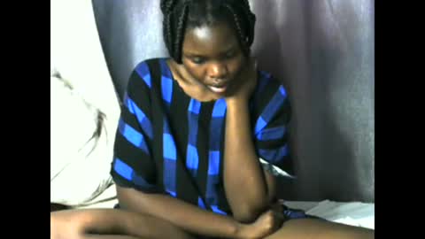 Snapshot of sweetkirrie chatting on 06.08.26 sweetkirrie online show from 06.08.26