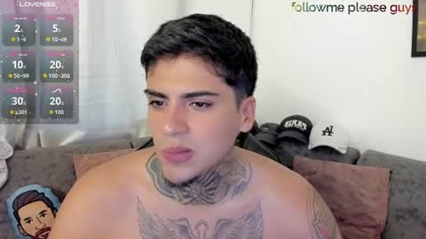 Snapshot of sweetlatinoboy chatting on 08.08.26 SWEETLATINBOY online show from 08.08.26
