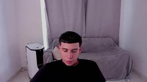 Lian online show from 02.15.25