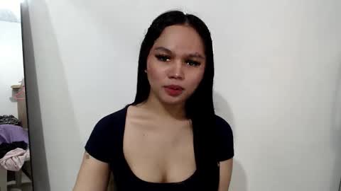 Snapshot of sweetlovelykazzz chatting on 05.17.26 My name is Lyka online show from 05.17.26