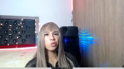 Snapshot of sweetmagic6 chatting on 03.12.26 sweetmagic6 online show from 03.12.26