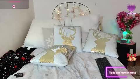 Snapshot of sweetmalory chatting on 12.17.25 sweetmalory online show from 12.17.25