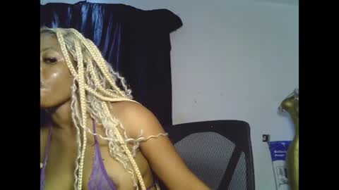 Snapshot of sweetmila9 chatting on 07.14.26 sweetmila9 online show from 07.14.26