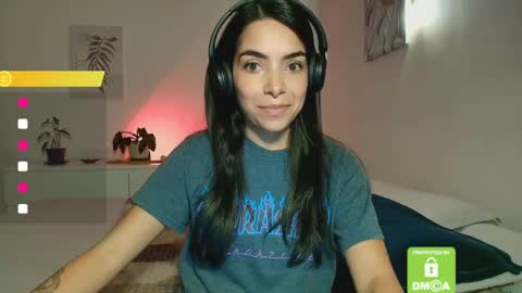 Sweet Mysterious online show from 11.11.25