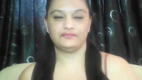 Snapshot of sweetness_angel chatting on 08.09.26 Trisha angel online show from 08.09.26