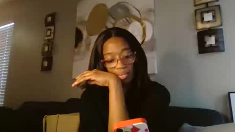 Snapshot of sweetness_cool chatting on 05.17.26 sweetness_cool online show from 05.17.26