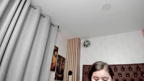 MIA online show from 03.08.25