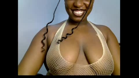 Snapshot of sweetpetitgirl chatting on 04.18.26 LILY BRANDY online show from 04.18.26