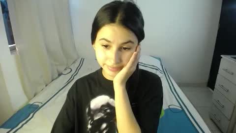Caro  Lily online show from 10.05.25