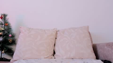 Snapshot of sweetpussyhot_ chatting on 12.21.24 Hello Welcome Im here from WEDNESDAY to SUNDAY 430am to 830am and 3 to 7 timeMONDAY and TUESDAY i rest online show from 12.21.24