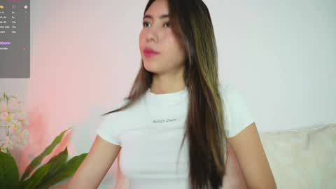 Snapshot of sweetpussyhot_ chatting on 01.23.25 Hello Welcome Im here from WEDNESDAY to SUNDAY 430am to 830am and 3 to 7 timeMONDAY and TUESDAY i rest online show from 01.23.25