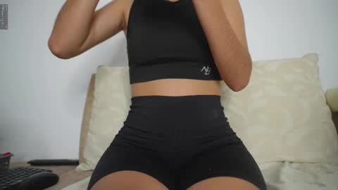 Snapshot of sweetpussyhot_ chatting on 02.19.25 Hello Welcome Im here from WEDNESDAY to SUNDAY 430am to 830am and 3 to 7 timeMONDAY and TUESDAY i rest online show from 02.19.25