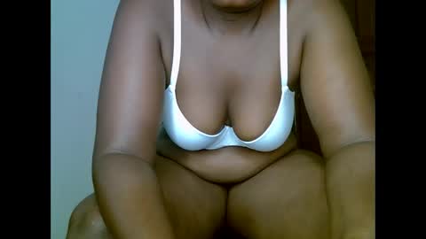 sweetrenne online show from 02.19.25