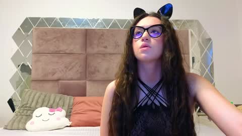 Snapshot of sweetscribe chatting on 01.07.25 SweetScribe online show from 01.07.25