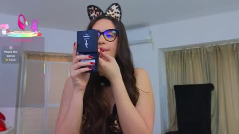 Snapshot of sweetscribe chatting on 10.29.25 SweetScribe online show from 10.29.25