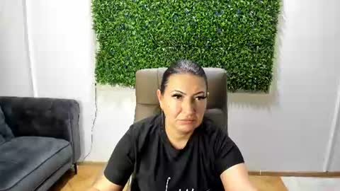 Snapshot of sweetsexangel chatting on 07.20.26 Goddess Allysse online show from 07.20.26