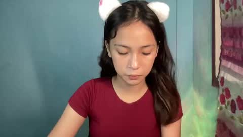 Mia online show from 10.29.25