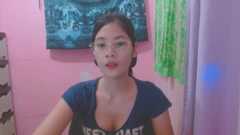 Snapshot of sweetsexygirl20 chatting on 07.04.26 Mia online show from 07.04.26