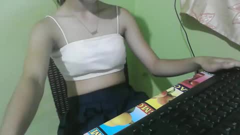 Snapshot of sweetsugar_mae chatting on 10.28.25 sweetsugar_mae online show from 10.28.25