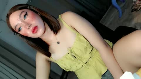 Snapshot of sweetsugarplum1 chatting on 06.05.26 FATIMA online show from 06.05.26