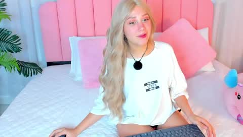 sweett_fire online show from 04.18.26
