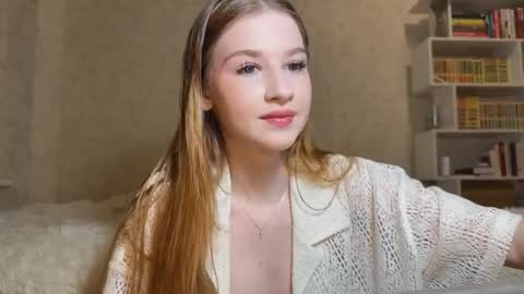 Lisa online show from 09.25.25