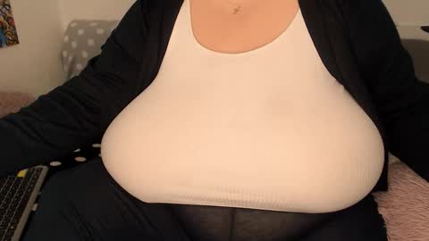 Maya online show from 11.28.25