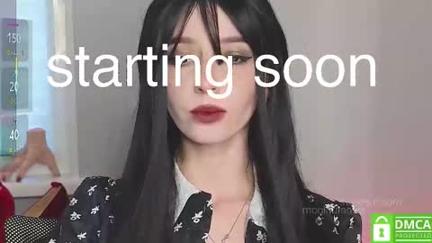 Elis  a little vacation Ill be here Saturday my schedules in bio online show from 11.29.25