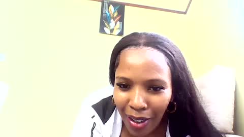 Snapshot of sweetveee chatting on 06.13.26 Vee online show from 06.13.26
