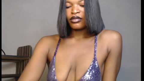 Snapshot of sweetxxboobsx chatting on 04.18.26 sweetxxboobsx online show from 04.18.26