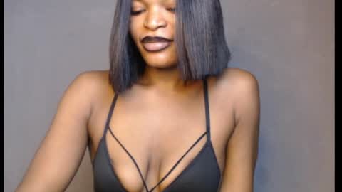 Snapshot of sweetxxboobsx chatting on 06.05.26 sweetxxboobsx online show from 06.05.26