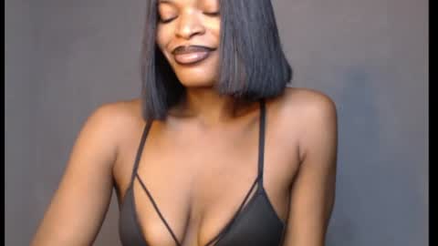 Snapshot of sweetxxboobsx chatting on 07.15.26 sweetxxboobsx online show from 07.15.26