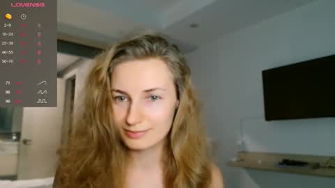 sweety_fruits online show from 10.23.25