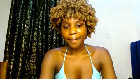 Snapshot of sweety_spixxy chatting on 06.04.26 Dolly online show from 06.04.26