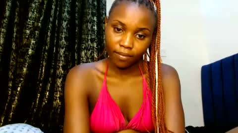 Snapshot of sweety_spixxy chatting on 06.13.26 Dolly online show from 06.13.26