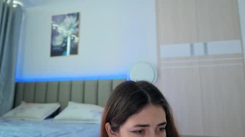 Vikky online show from 04.11.26