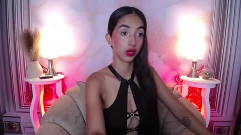 LAURA online show from 01.06.26