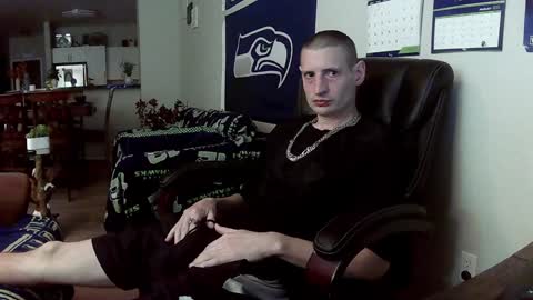Snapshot of swelteringk chatting on 12.22.24 Kile online show from 12.22.24