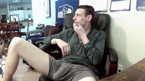 Snapshot of swelteringk chatting on 01.29.25 Kile online show from 01.29.25