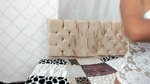 swett_mila_ online show from 11.08.25