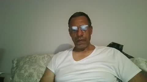 swimmerbod2495 online show from 02.18.26