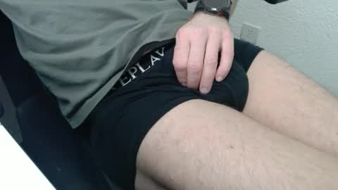 Snapshot of swisstom72 chatting on 03.25.26 swisstom72 online show from 03.25.26