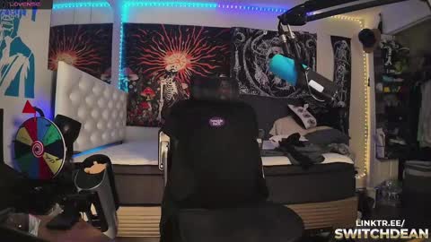 Snapshot of switchdean chatting on 09.25.25 Switch online show from 09.25.25