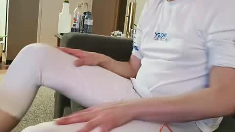 Snapshot of swontguy2025 chatting on 03.10.25 swontguy2025 online show from 03.10.25