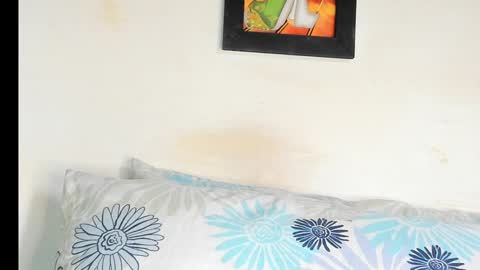 Lilly  online show from 01.04.25